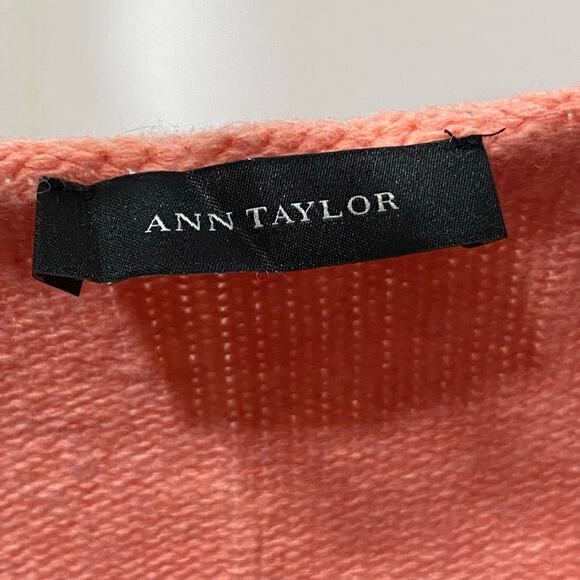 Ann Taylor Pullover Sweater Size Medium Knitted Peach Oversized Wide Neck - Picture 2 of 7